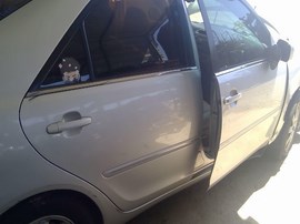 2002 TOYOTA CAMRY, SILVER, XLE, 2.4L, AT,   Z25045